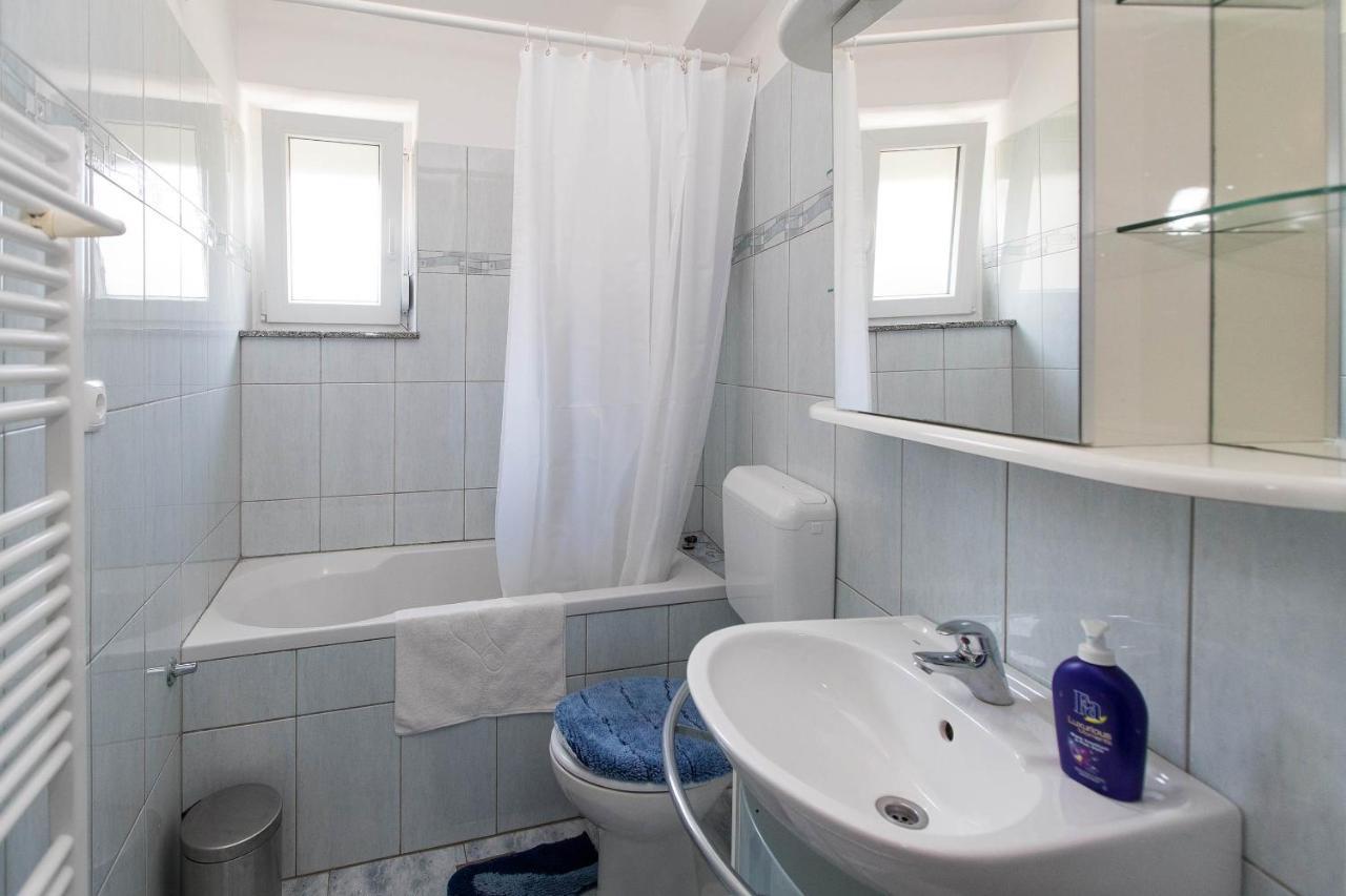 Apartmani Vera Crikvenica Kültér fotó