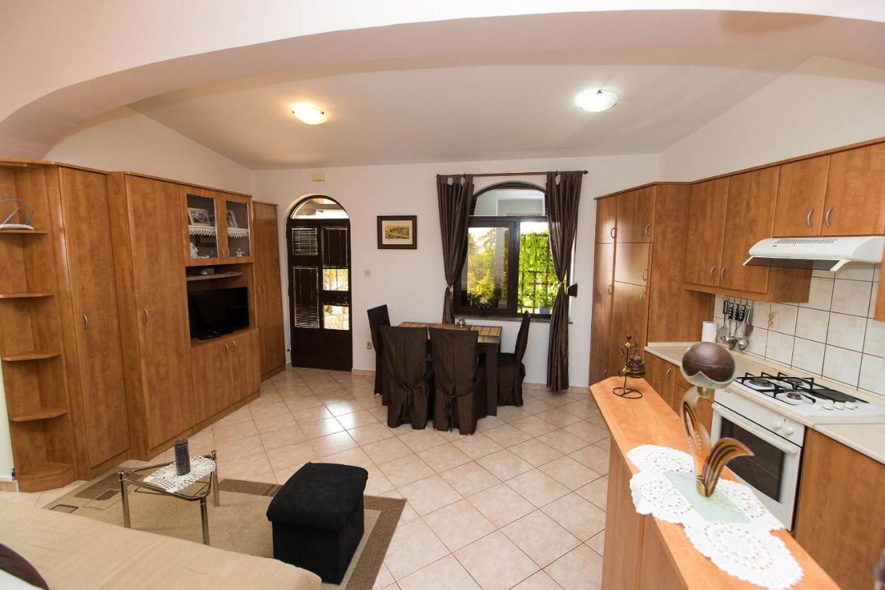 Apartmani Vera Crikvenica Kültér fotó