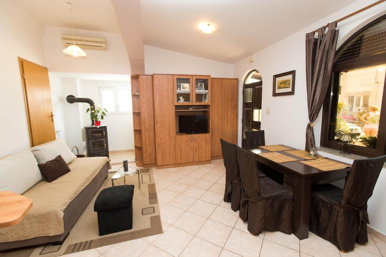 Apartmani Vera Crikvenica Kültér fotó